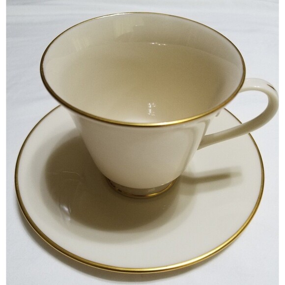 LENOX HAYWORTH CHINA IVORY WITH GOLD TRIM CUP & SAUCER - Picture 2 of 6
